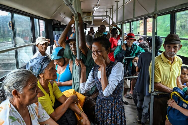 Les Cubains fuient la côte à l'approche de l'ouragan Melissa