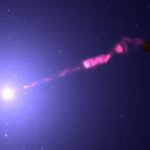 Les astronomes ont capturé une vue incroyable du jet de trou noir de M87