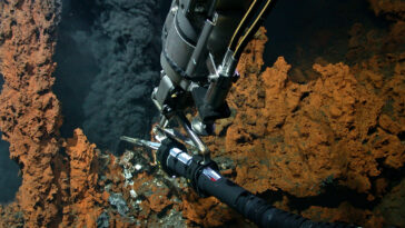 Les panaches hydrothermaux comme voies de transport invisibles pour le fer