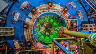 Les physiciens découvrent quand la force la plus puissante de la nature vacille