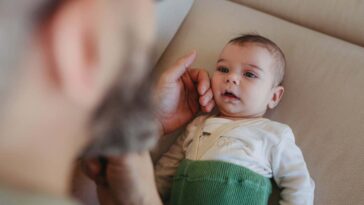 Les spermatozoïdes égoïstes voient les pères plus âgés transmettre davantage de mutations pathogènes