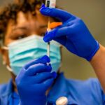 Les vaccins à ARNm contre le covid déclenchent une réponse immunitaire qui peut aider à la survie au cancer