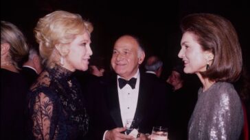 Maria Shriver commémore la « grâce », le « courage » et « l'élégance » de sa tante Joan Kennedy