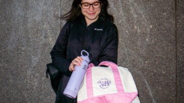 Minuscules, rares et extrêmement populaires : comment les mini fourre-tout de Trader Joe sont devenus le nouveau Labubus