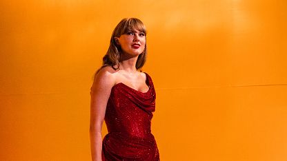 Taylor Swift est votre nouvelle «figure paternelle» sur la vie d'une showgirl (avec la bénédiction de George Michael)