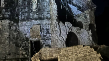 Un tremblement de terre fort tue 31 personnes dans une région du centre des Philippines frappé par une tempête mortelle il y a quelques jours à peine