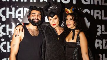 À l'intérieur de la fête d'Halloween de Hot Girls 4 Zohran 4 Zohran