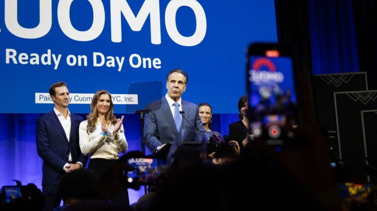 Andrew Cuomo dissuade son équipe de surveillance de chanter « Enfermez-le ! » À propos de Zohran Mamdani Andrew Cuomo dissuade son équipe de surveillance de chanter « Enfermez-le ! » À propos de Zohran Mamdani