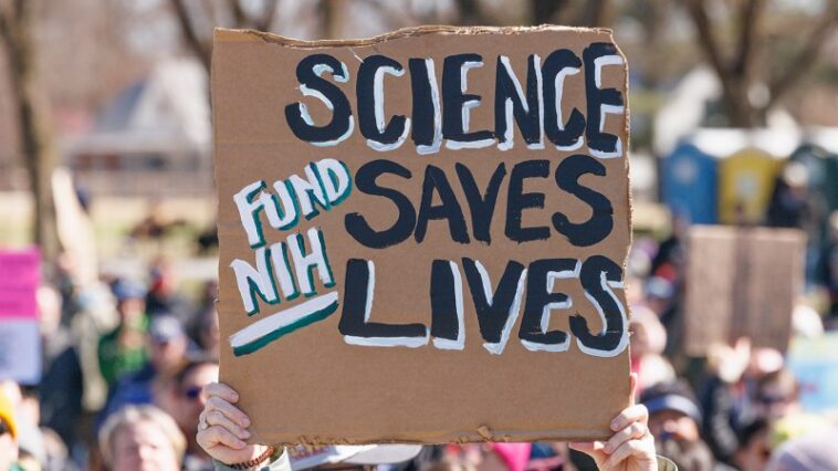 Découvrez l’ampleur alarmante des réductions de financement des NIH et de la NSF en 2025 Découvrez l’ampleur alarmante des réductions de financement des NIH et de la NSF en 2025