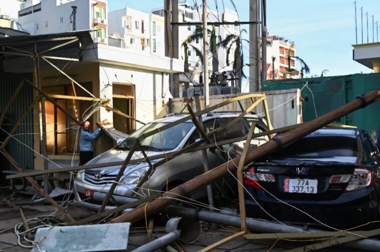 Le typhon meurtrier Kalmaegi ravage le Vietnam et les Philippines Le typhon meurtrier Kalmaegi ravage le Vietnam et les Philippines