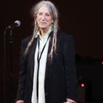 Patti Smith, écrivain prolifique et « Accidental Rockstar », écrit la plupart de son travail à la main