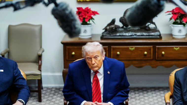 En 2025, Trump ne pouvait échapper aux questions sur sa santé