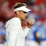 Derrière l'Ole Miss Kiss-Off à 100 millions de dollars de Lane Kiffin
