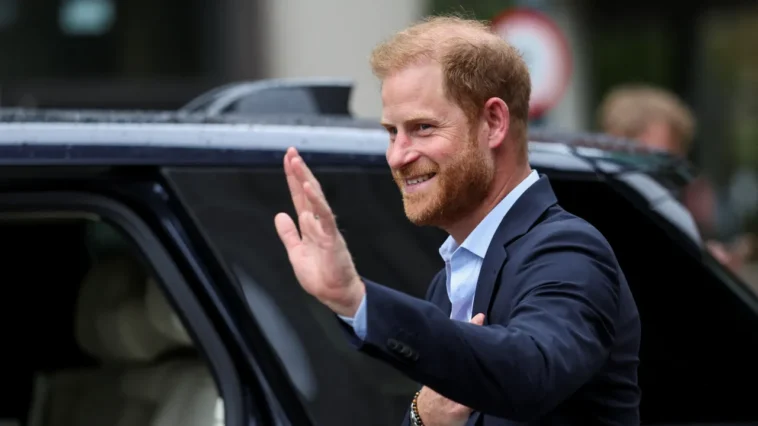 Le prince Harry dit qu'être royal, c'est comme Downton Abbey, mais en plus dramatique