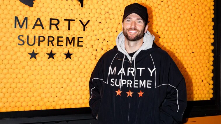 Doni Nahmias est plus que le gars derrière la veste virale Marty Supreme de Timothée Chalamet