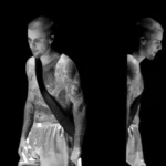 Justin Bieber se produit en boxer et chaussettes en soie aux Grammys 2026