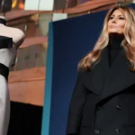 Melania Trump affirme que la mode américaine « peut diriger » – alors qu'elle porte des marques européennes