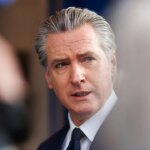 Dans ses mémoires, Gavin Newsom entreprend de réconcilier « la double personnalité » de sa vie passée à grandir aux côtés des Gettys