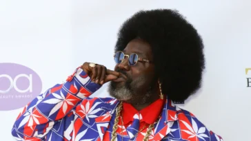 Afroman remporte le procès intenté par les flics qui ont perquisitionné son domicile