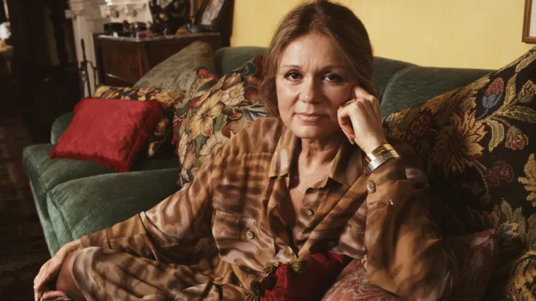 Gloria Steinem à propos de ses nouveaux mémoires, Une vie inattendue : "Je ne suis pas sûre d'avoir rien vu venir"