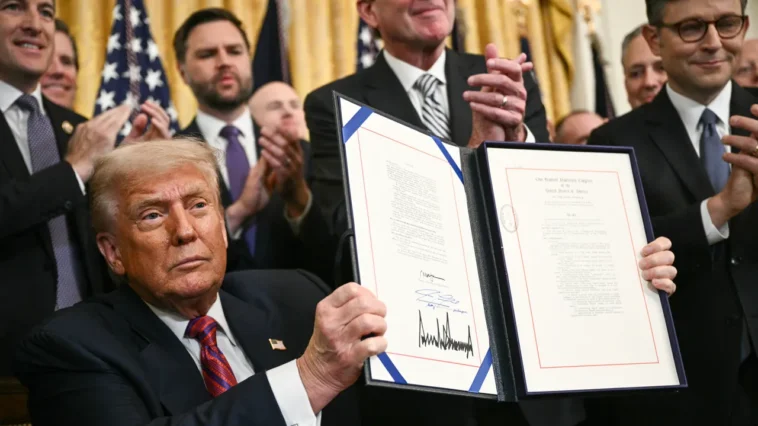 Exclusif : Donald Trump ajoutera sa signature à la monnaie américaine, une première pour un président en exercice