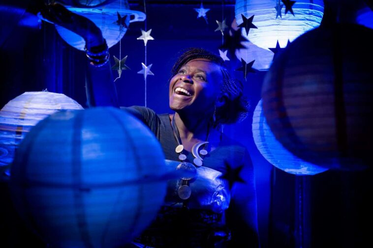 Le rêve de Maggie Aderin : marcher sur les traces de Neil Armstrong