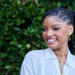 Halle Bailey est une mère célibataire, mais pas solo