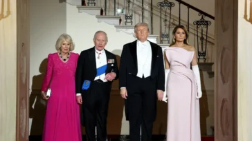 La robe Dior de Melania Trump, une liste d'invités de la Silicon Valley et une semelle Dover : tous les détails du dîner d'État de Trump