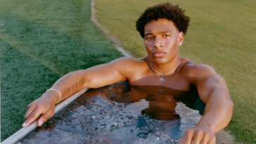 Trinidad Chambliss gagne des millions en jouant au football universitaire. La NCAA veut l'arrêter.