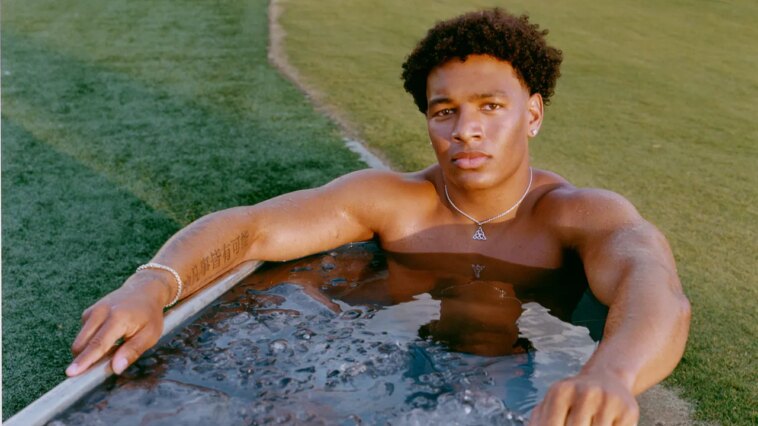 Trinidad Chambliss gagne des millions en jouant au football universitaire. La NCAA veut l'arrêter.