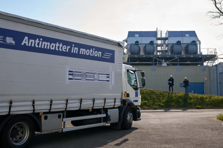 L'antimatière a été transportée par route pour la première fois