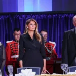 Le regard effrayé de Melania Trump est la première fois que l'Amérique la voit visiblement émue