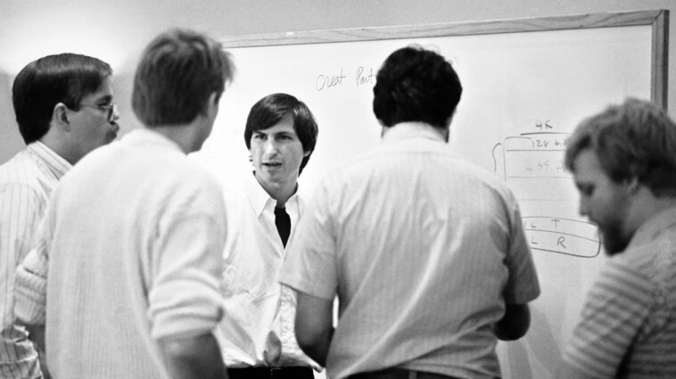 Exode et exil : avant que Steve Jobs puisse faire un retour historique chez Apple, il a d'abord dû se retirer