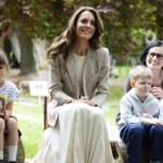 Kate Middleton rend visite aux jardins d'enfants lors du dernier jour de son voyage en Italie : « J'aimerais que toutes les écoles du monde soient comme ça » Kate Middleton rend visite aux jardins d'enfants lors du dernier jour de son voyage en Italie : « J'aimerais que toutes les écoles du monde soient comme ça »