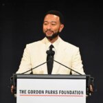 Fête Accompli : John Legend, Chance the Rapper, Elizabeth Alexander et Lonnie Ali ont été honorés lors du gala annuel Gordon Parks Fête Accompli : John Legend, Chance the Rapper, Elizabeth Alexander et Lonnie Ali ont été honorés lors du gala annuel Gordon Parks