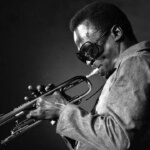 Comment je lutte avec l'héritage compliqué de Miles Davis en tant qu'artiste et agresseur Comment je lutte avec l'héritage compliqué de Miles Davis en tant qu'artiste et agresseur