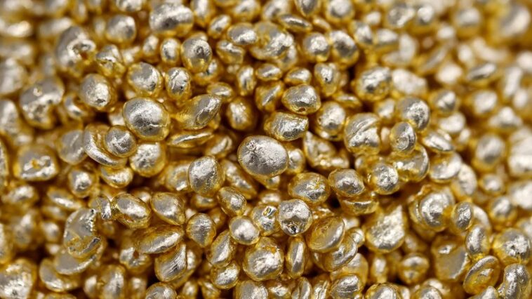 La physique explique pourquoi l'or reste intact