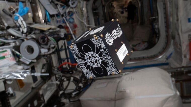 Un appareil quantique de la taille d'un pamplemousse a cartographié le champ magnétique terrestre depuis l'espace
