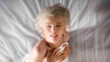 La nuit où Marilyn Monroe a invité le photographe Douglas Kirkland pour un shooting emblématique