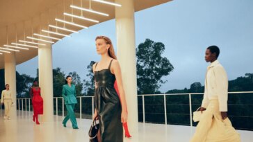 "Je suis bâillonné, qu'est-ce qu'on achète?" Miley Cyrus, Kerry Washington et bien d'autres se réjouissent de la descente d'Hermès à Bel Air