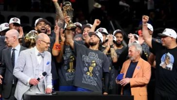 La Maison Blanche de Trump affirme que les Knicks n'ont pas refusé une invitation : « Fake News »