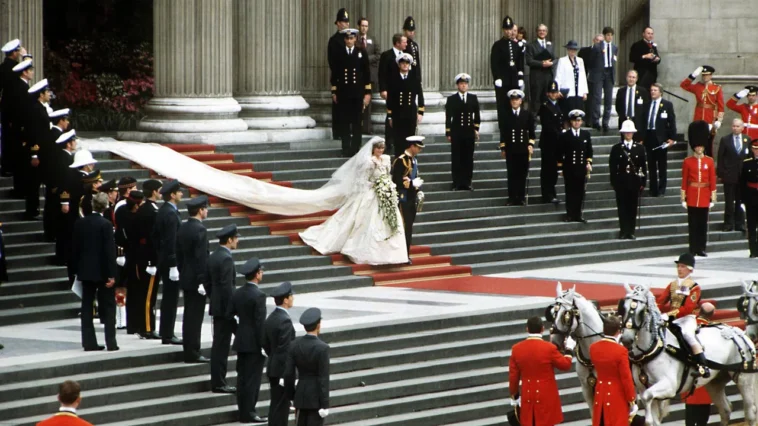 Charles et Diana, Lauren et Jeff Bezos : les mariages de célébrités les plus chers de l'histoire