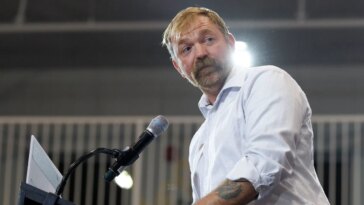 À l'intérieur du bunker du Maine de Graham Platner alors qu'il se battait pour rester dans la course au Sénat
