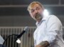 À l'intérieur du bunker du Maine de Graham Platner alors qu'il se battait pour rester dans la course au Sénat