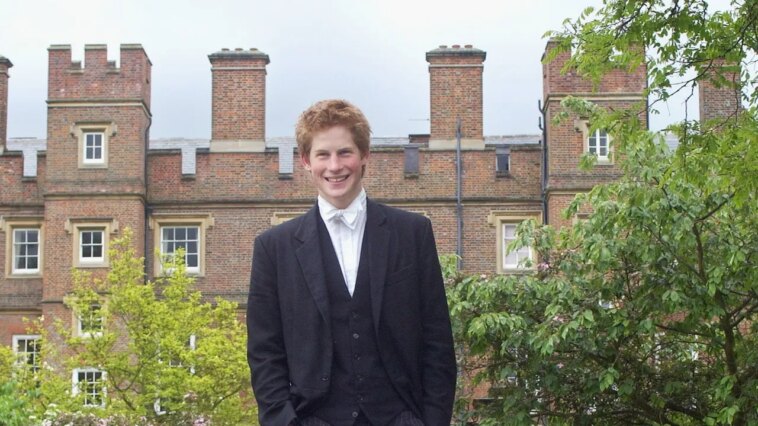 Ce que le prince William a demandé au prince Harry de ne pas faire à Eton College Ce que le prince William a demandé au prince Harry de ne pas faire à Eton College