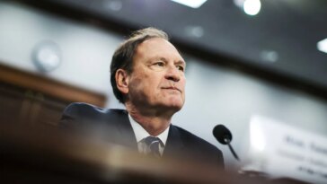 Justice retardée : le rapport sur la retraite d'Alito de NPR a été rétracté, mais la spéculation perdure