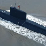 cc Took-ranch, modified. A Russia-built Kilo class submarine being operated by the PLA Navy in 2007. https://commons.wikimedia.org/wiki/File:Chinese_Kilo_in_service.jpg