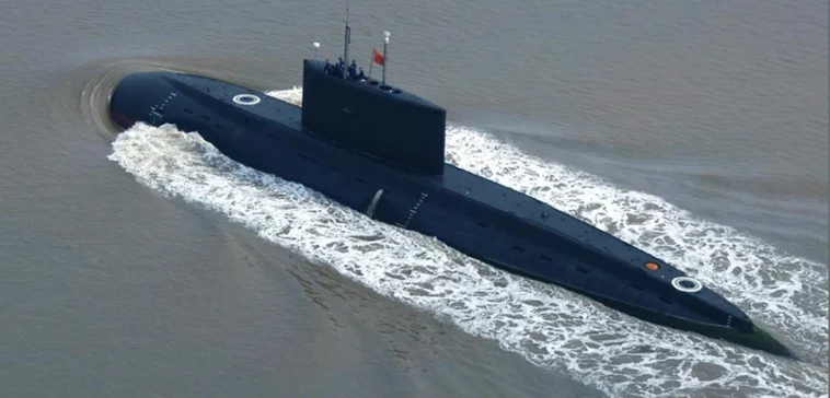 cc Took-ranch, modified. A Russia-built Kilo class submarine being operated by the PLA Navy in 2007. https://commons.wikimedia.org/wiki/File:Chinese_Kilo_in_service.jpg