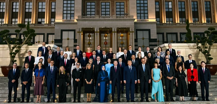 NATO Family Photo at the Presidential Palace in Ankara, Turkey, July 7, 2026 cc White House, modified, - https://cs.wikipedia.org/wiki/Soubor:NATO_Family_Photo_at_the_Presidential_Palace_in_Ankara_-_2026.jpg