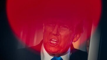 Se référant à lui-même à la troisième personne, Trump pousse un « gros mensonge » dans son discours à la Maison Blanche